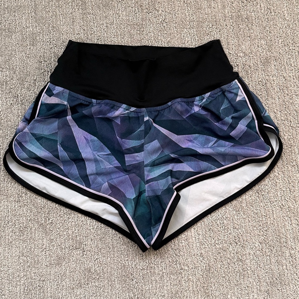Lululemon 2.5” Lined Shorts - Blue/Purple